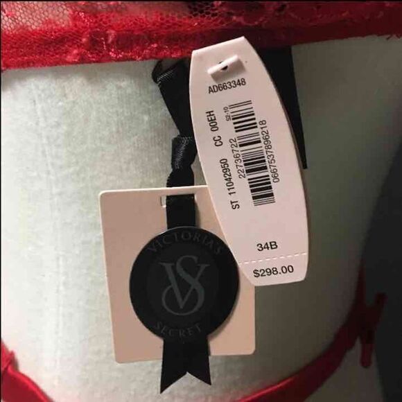 Victoria secret Designer Collection NWT - Picture 3 of 3